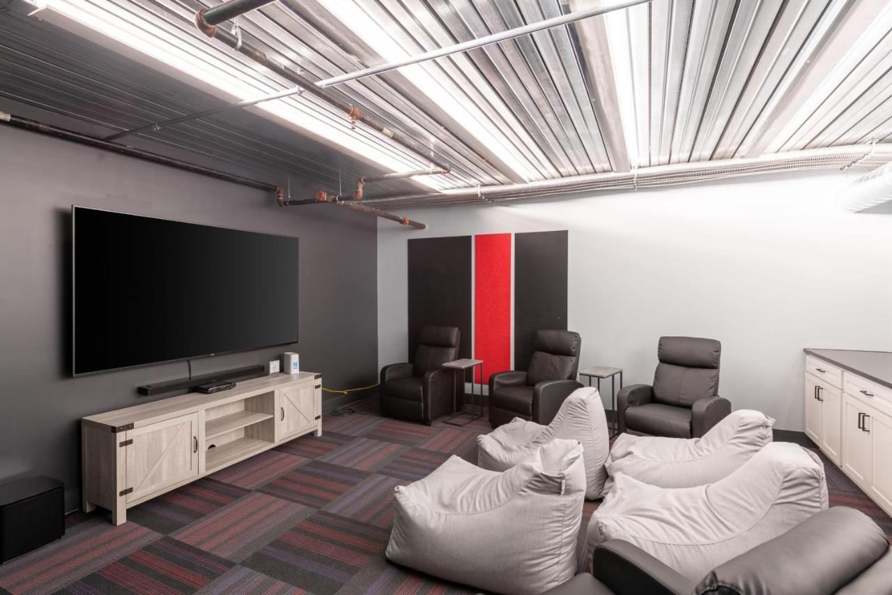 Brewery District 2-Story 2Br Apt Near Fiserv With Rooftop, Gym, And Parking Milwaukee Exterior foto